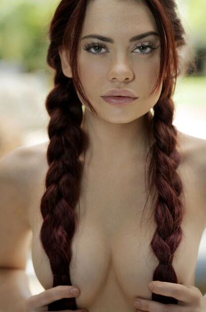 Леонелла - фото